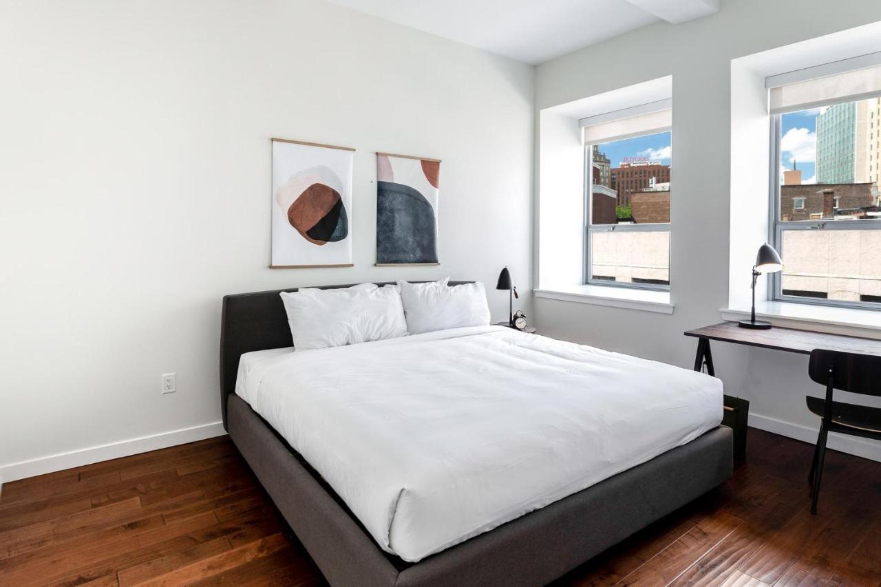 Kislak 405 Luxurious 1Br Retreat Above The City Newark Exterior photo